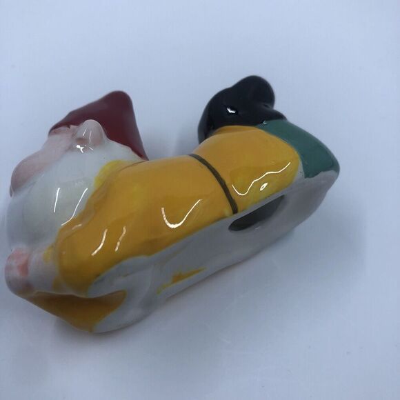 Cracker Barrel mini gnome salt and pepper shakers - Picture 12 of 14